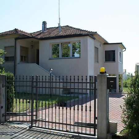Agrifoglio B&B Nervesa della Battaglia Экстерьер фото